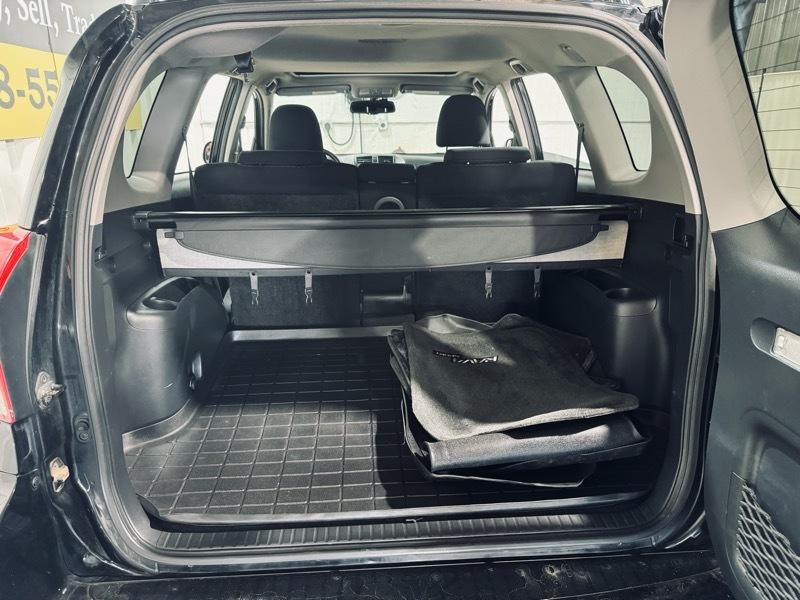 Toyota RAV4  2010