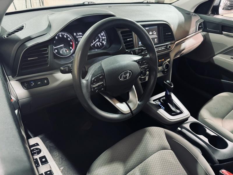 Hyundai Elantra SEL 2019