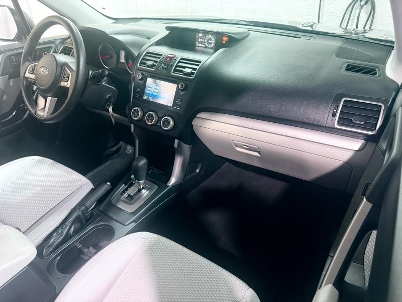 Subaru Forester 2.5i Premium PZEV CVT 2018