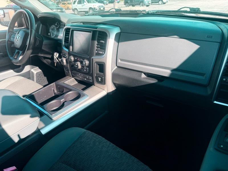RAM 1500 Big Horn 2015