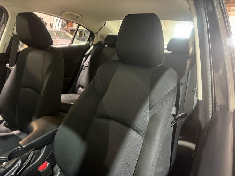 Mazda MAZDA3 i Sport AT 4-Door 2015