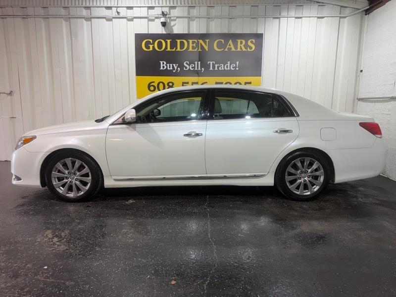 Toyota Avalon Base 2012