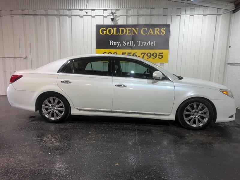 Toyota Avalon Base 2012