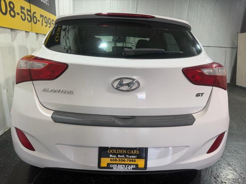 Hyundai Elantra GT A/T 2013