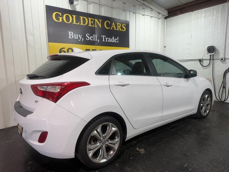 Hyundai Elantra GT A/T 2013