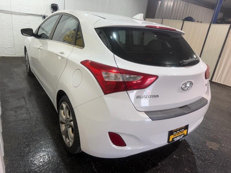 Hyundai Elantra GT A/T 2013