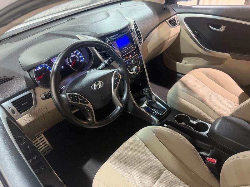 Hyundai Elantra GT A/T 2013