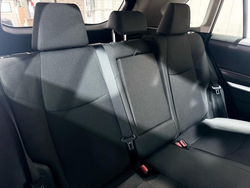 Toyota RAV4 LE 2021