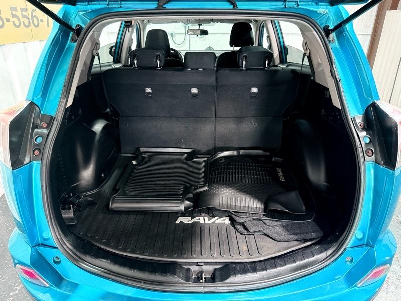 Toyota RAV4 LE 2016
