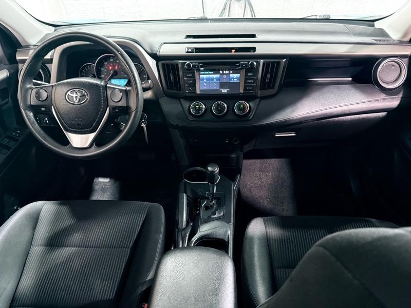 Toyota RAV4 LE 2016