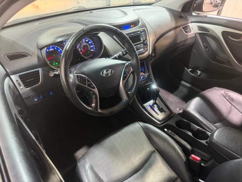 Hyundai Elantra Limited 2013