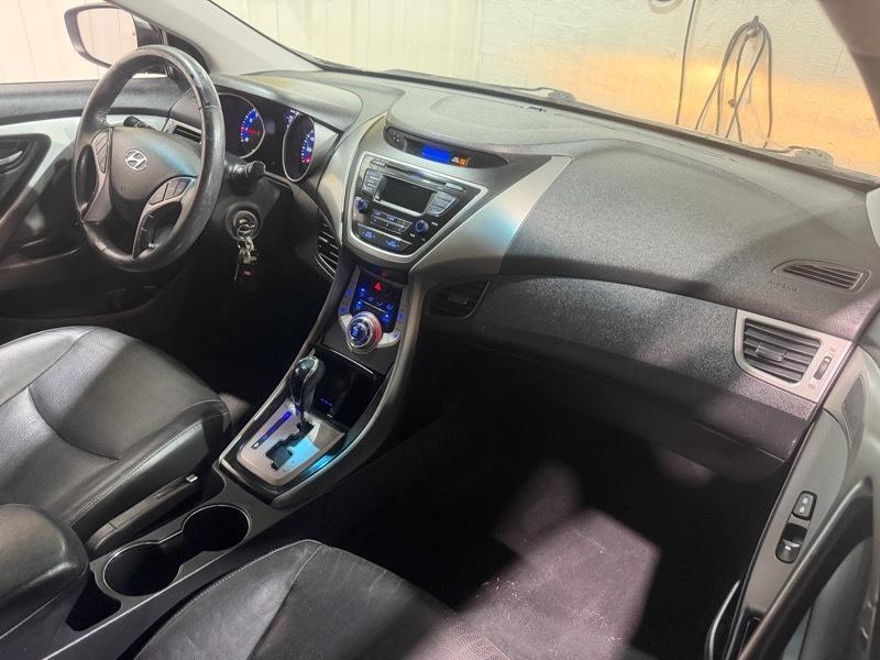 Hyundai Elantra Limited 2013