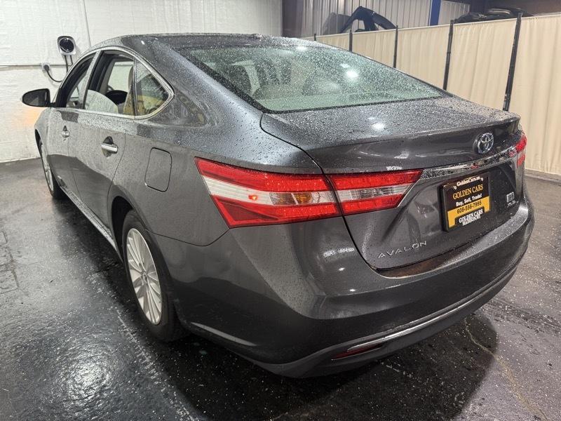 Toyota Avalon Hybrid XLE Premium 2013