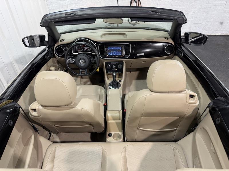 Volkswagen Beetle 1.8T PZEV Convertible 2015