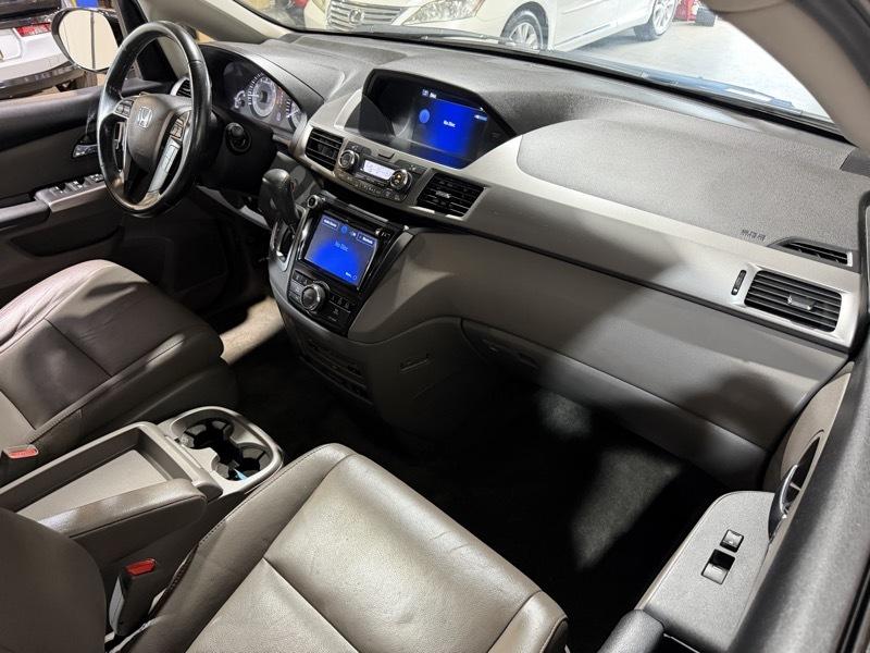 Honda Odyssey Touring 2015
