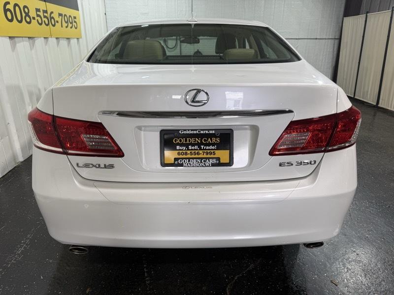 Lexus ES 350 Sedan 2010