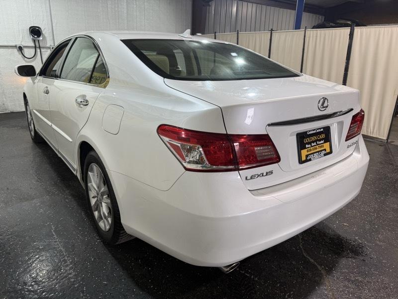 Lexus ES 350 Sedan 2010