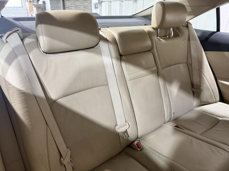 Lexus ES 350 Sedan 2010