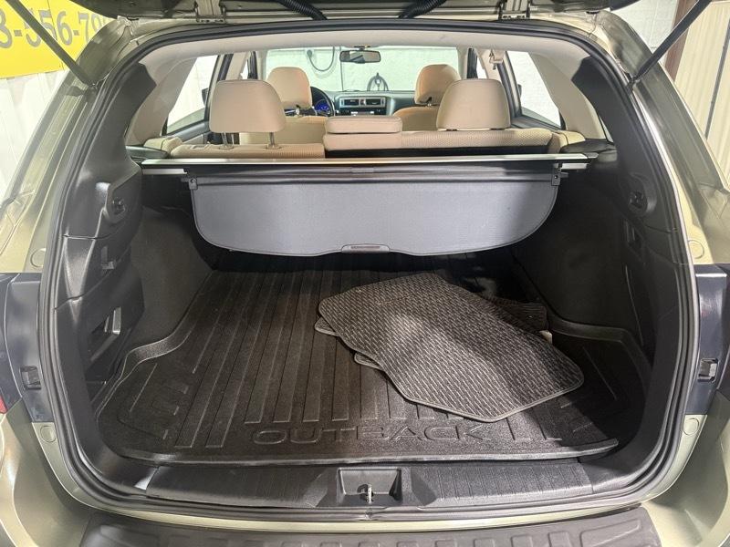 Subaru Outback 2.5i Premium 2015