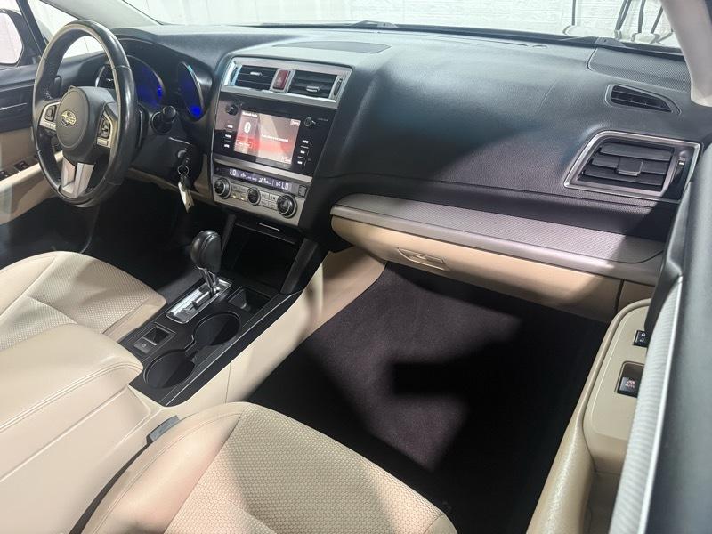 Subaru Outback 2.5i Premium 2015