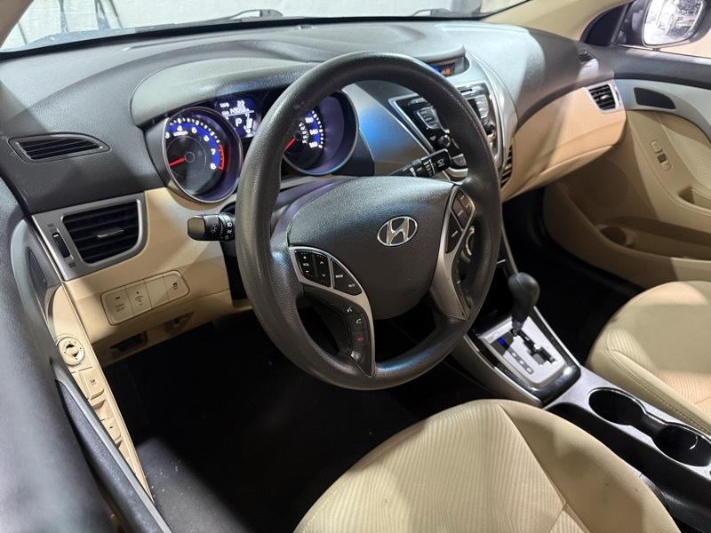 Hyundai Elantra GLS 2013