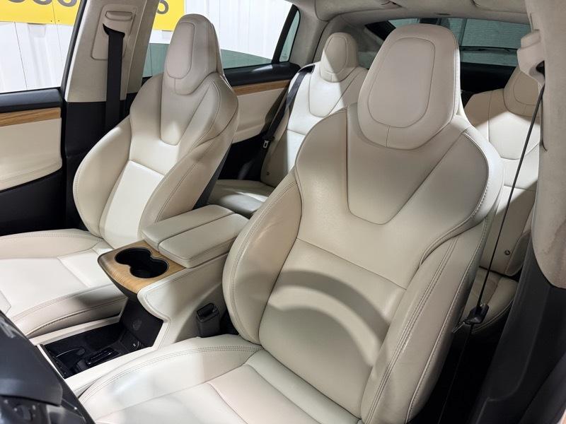 Tesla Model X 75D 2018