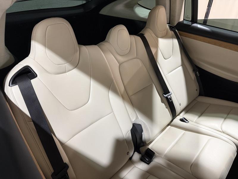 Tesla Model X 75D 2018