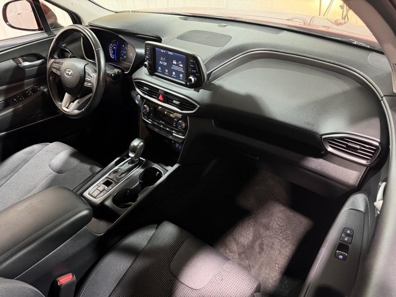 Hyundai Santa Fe SEL 2020