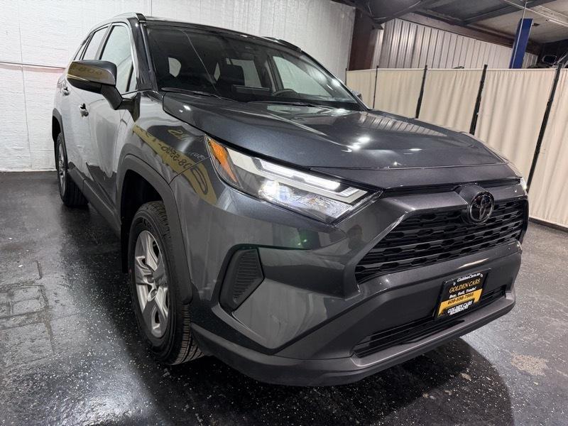 Toyota RAV4 photo 3