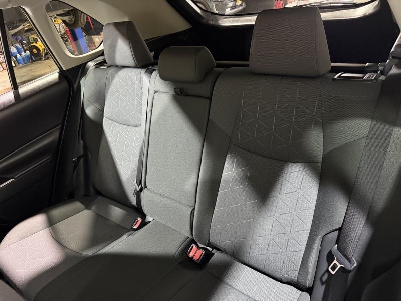 Toyota RAV4 photo 11