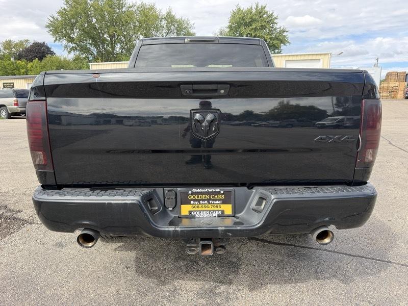 RAM 1500 Express 4x4 Crew Cab 5'7" Box 2014