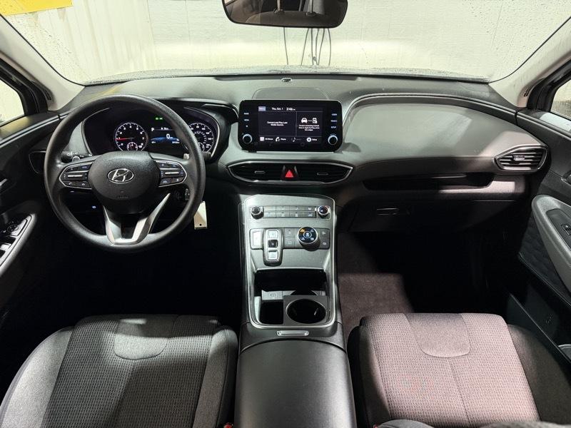 Hyundai Santa Fe SE 2023