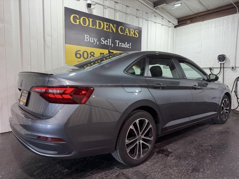 Volkswagen Jetta Sport 2024