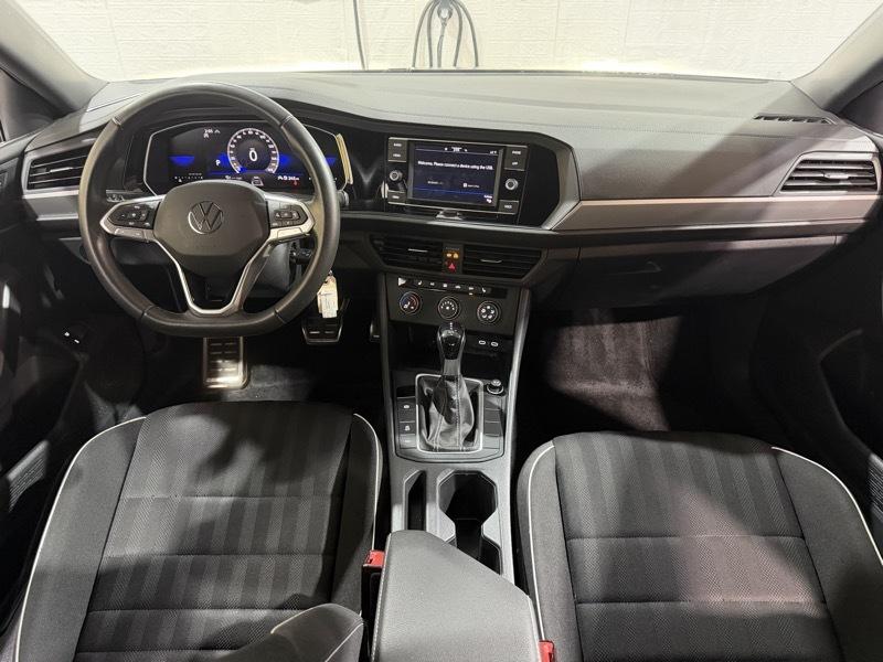 Volkswagen Jetta Sport 2024