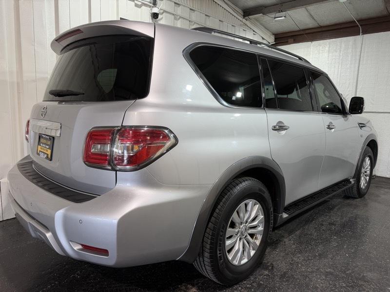 Nissan Armada Platinum AWD 2017