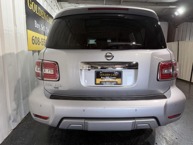 Nissan Armada Platinum AWD 2017