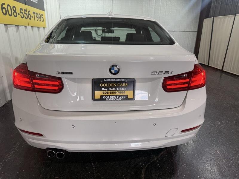 BMW 3-Series 328i xDrive Sedan - SULEV 2014