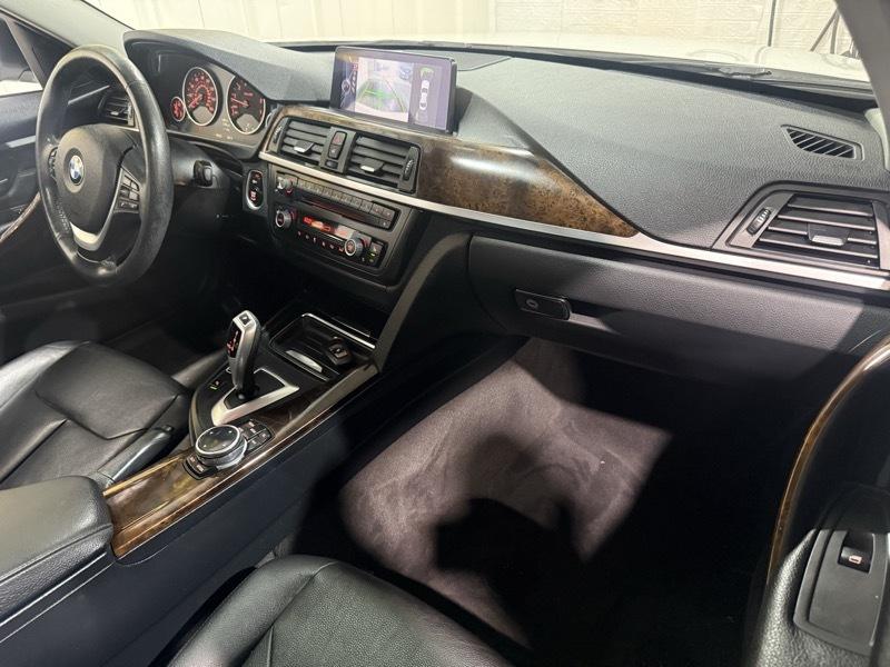 BMW 3-Series 328i xDrive Sedan - SULEV 2014
