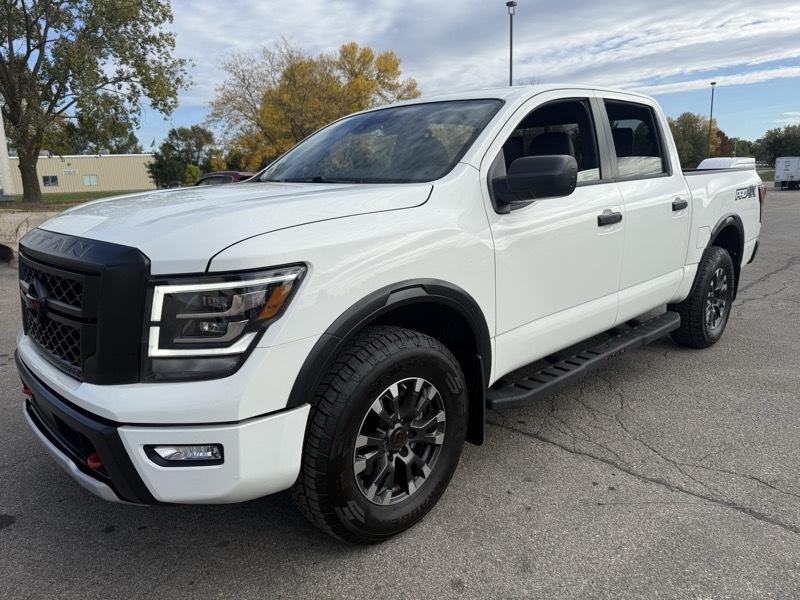 2024 Nissan Titan Platinum Reserve Crew Cab 4WD