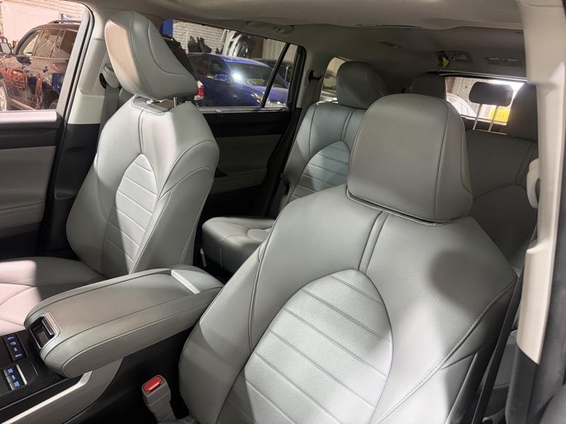 Toyota Highlander XLE Nav AWD V6 2020