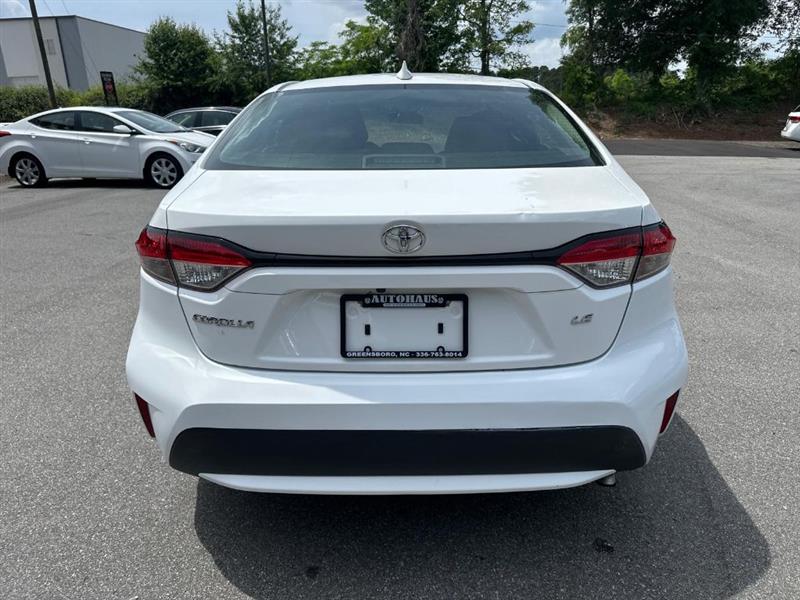 Toyota Corolla LE 2021