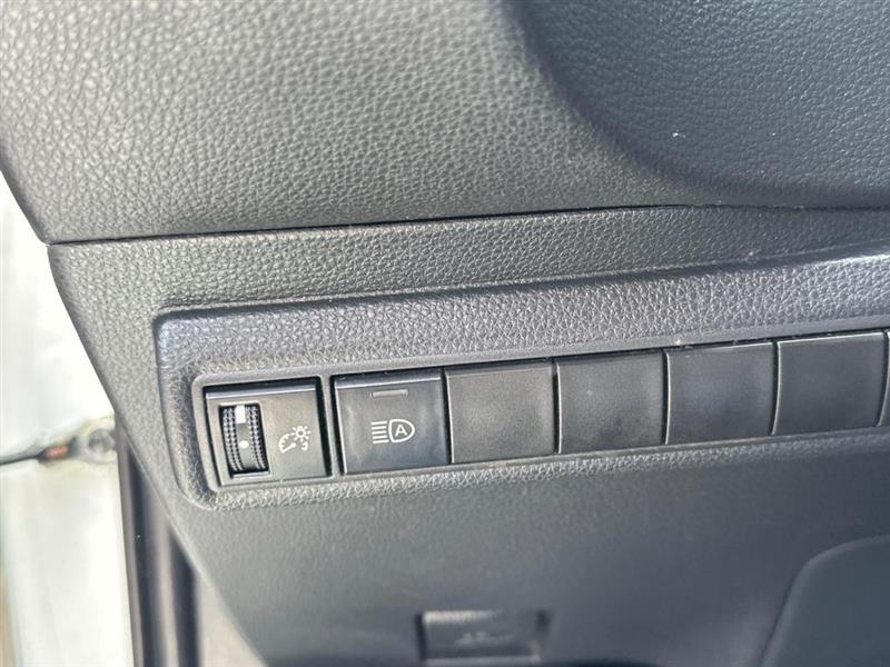 Toyota Corolla LE 2021