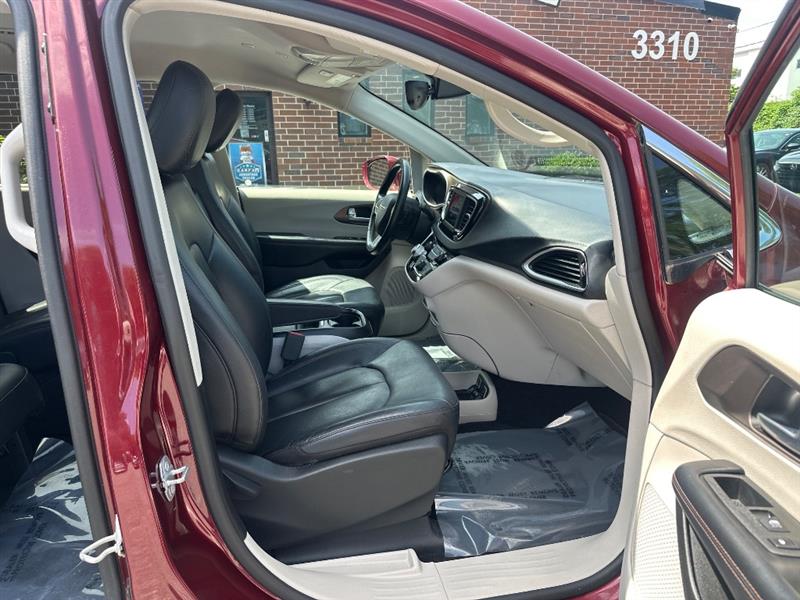 Chrysler Pacifica Touring-L 2019