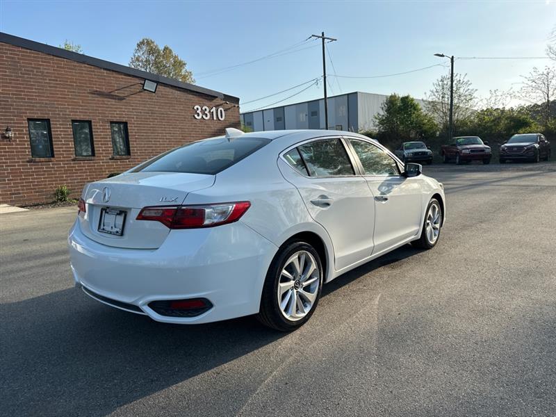 Acura ILX 8-Spd AT 2017 Acura ILX 8-Spd AT 2017
