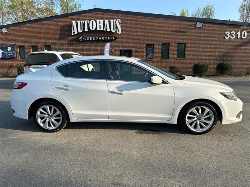 Acura ILX 8-Spd AT 2017 Acura ILX 8-Spd AT 2017