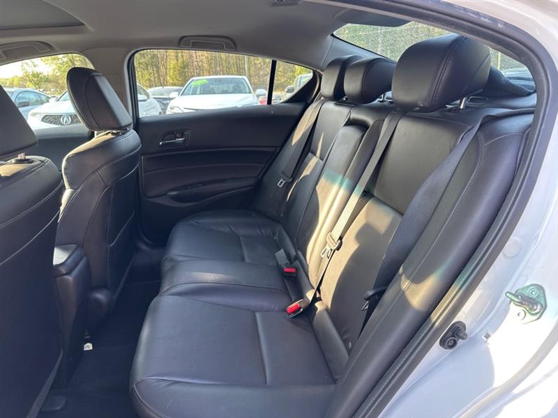 Acura ILX 8-Spd AT 2017 Acura ILX 8-Spd AT 2017