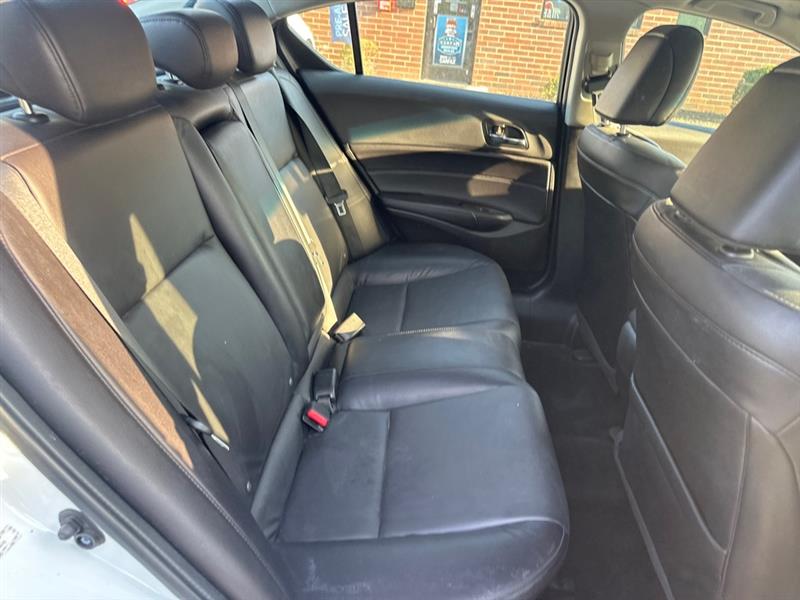 Acura ILX 8-Spd AT 2017 Acura ILX 8-Spd AT 2017