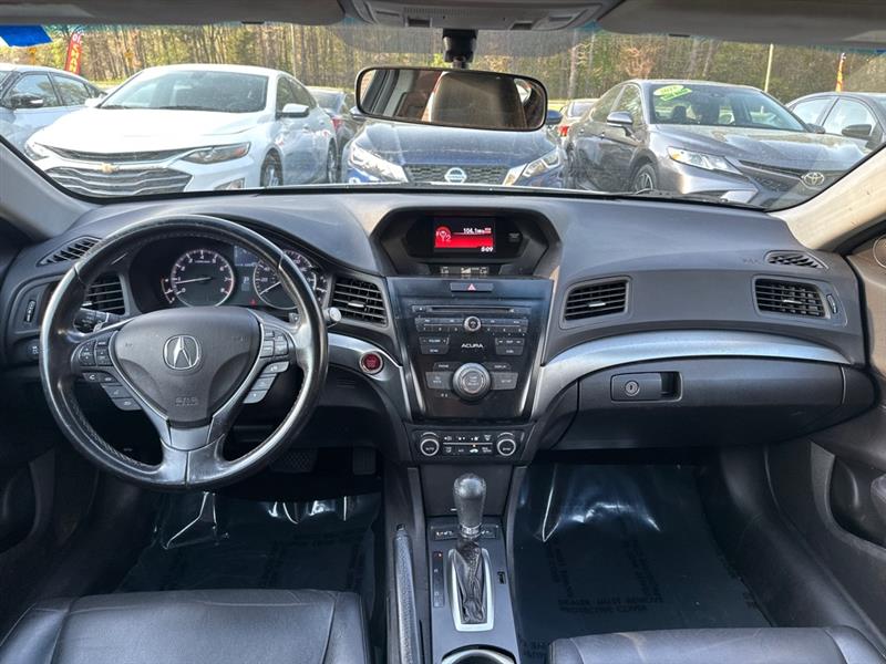 Acura ILX 8-Spd AT 2017 Acura ILX 8-Spd AT 2017