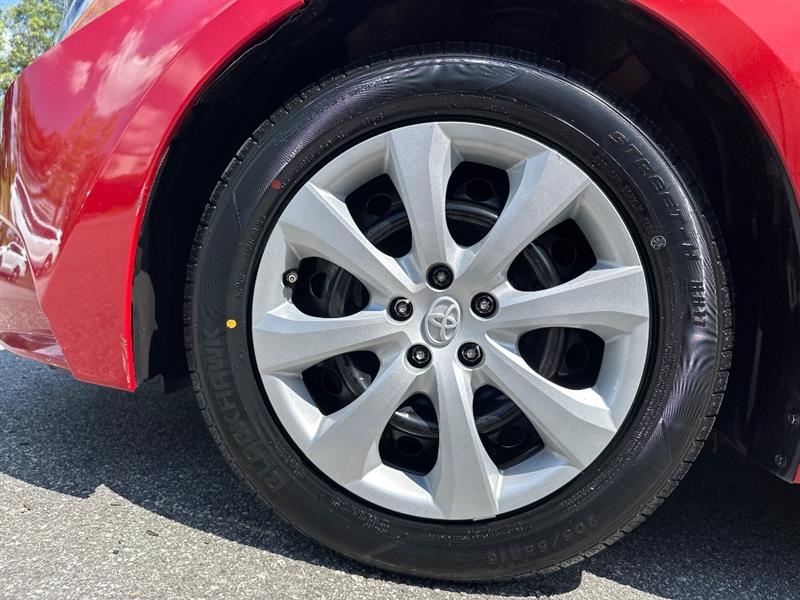 Toyota Corolla LE 2021