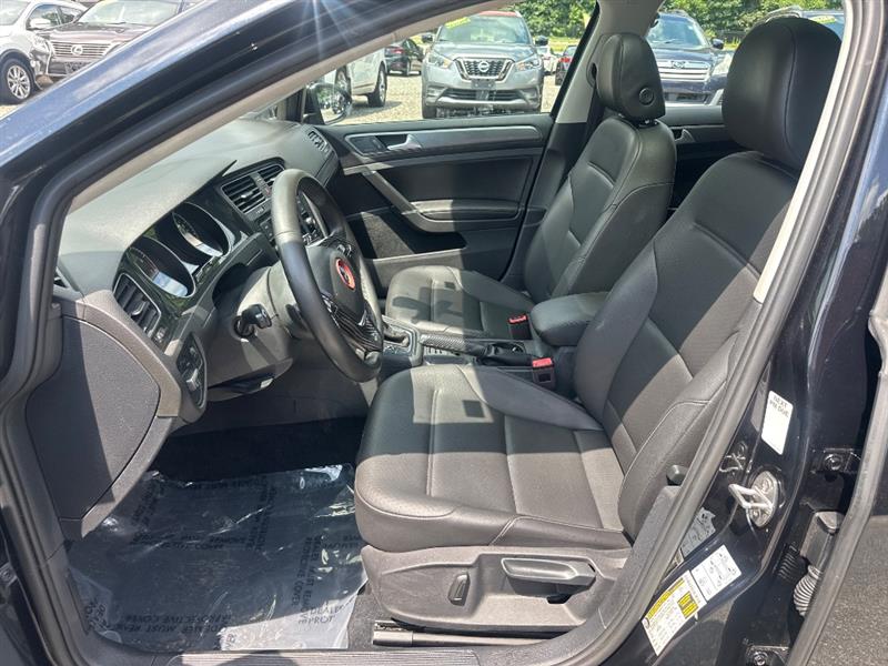 Volkswagen Golf TSI 8A 2021